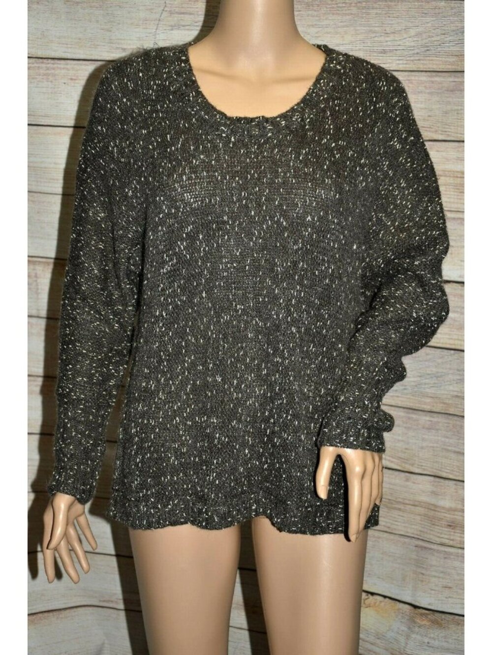 NWT XOXO L GRAY METALLIC GOLD FUZZY OVERSIZED BOHO SHAG SWEATER TOP